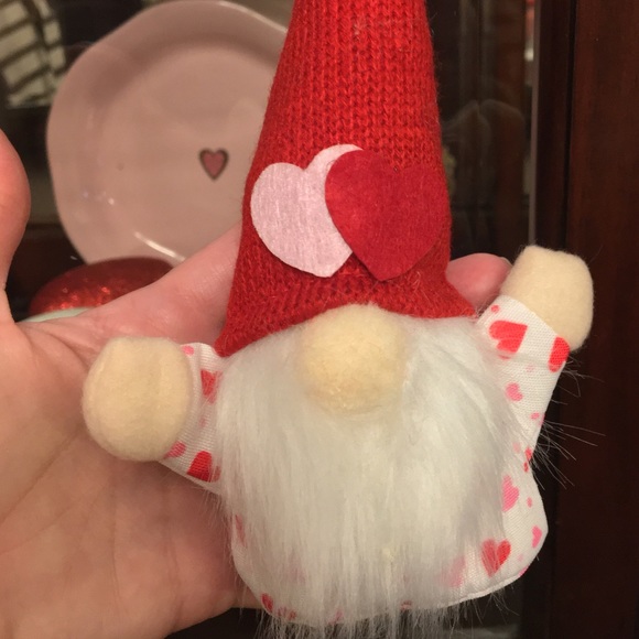 Valentines Day Decoration Gnome Garland 6’ Love NEW Pink & Red Hearts - Picture 14 of 16
